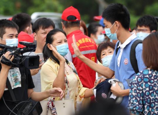 高考移民去哪个省最好？高考看考场是不是看完就能走