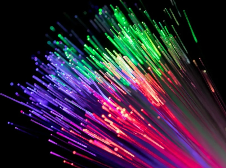 全波光纤的工作原理是什么 全波光纤的波段范围是多少纳米